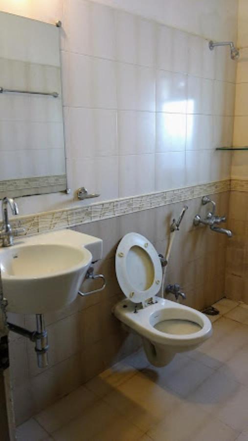 Hotel Sai Saya,Nashik Bagian luar foto