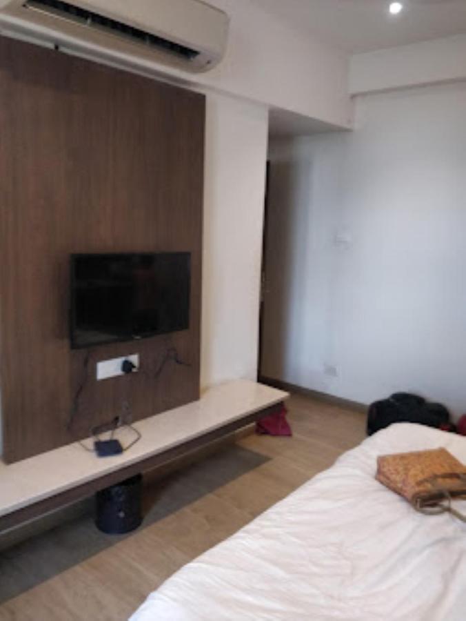 Hotel Sai Saya,Nashik Bagian luar foto