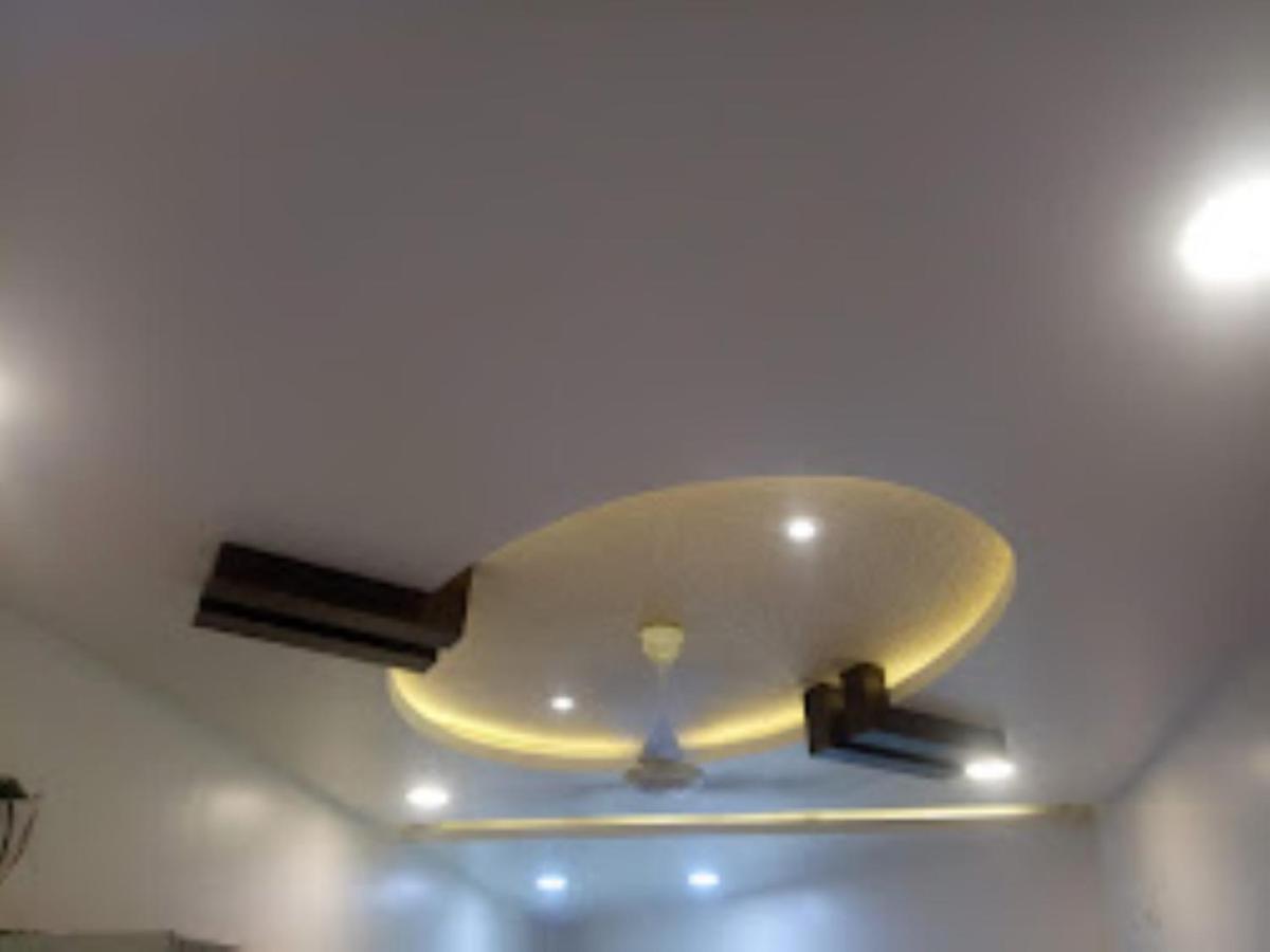 Hotel Sai Saya,Nashik Bagian luar foto