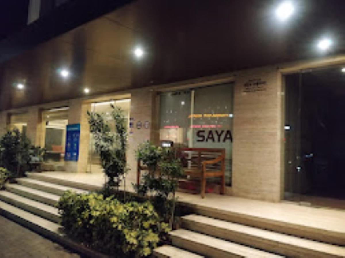Hotel Sai Saya,Nashik Bagian luar foto