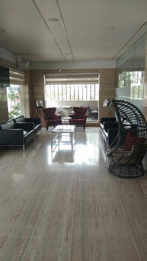 Hotel Sai Saya,Nashik Bagian luar foto